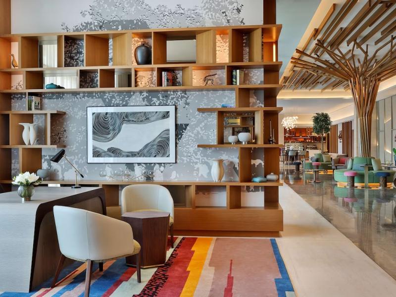 Doubletree By Hilton Sharjah Waterfront Hotel & Residences