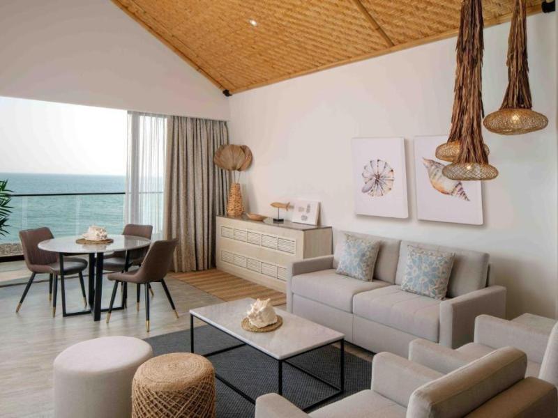 Anantara World Islands Dubai Resort