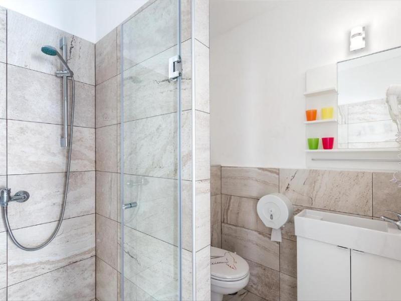 Amber Gardenview Studios