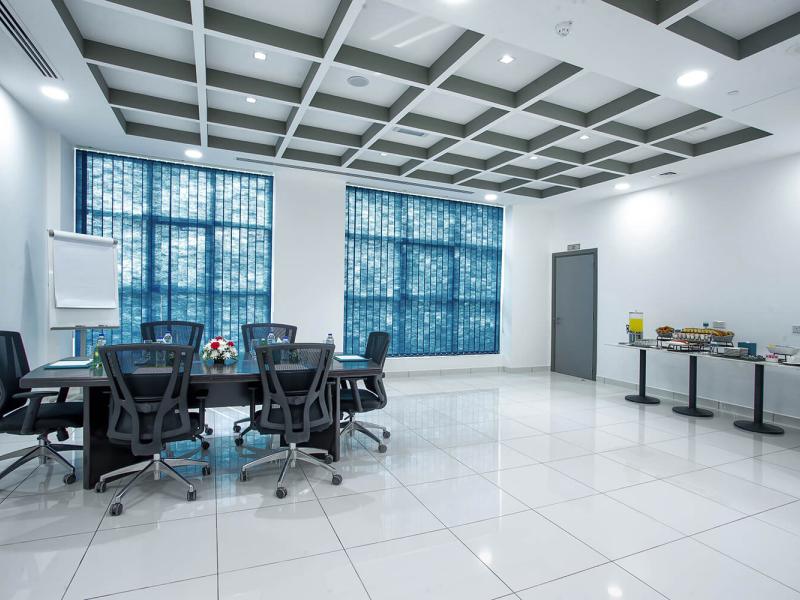 City Avenue Al Reqqa Hotel