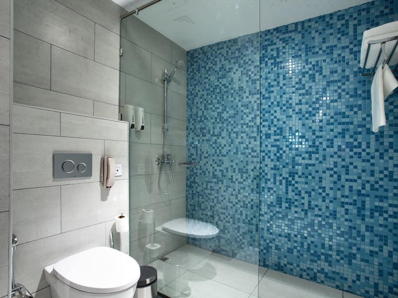 City Avenue Al Reqqa Hotel