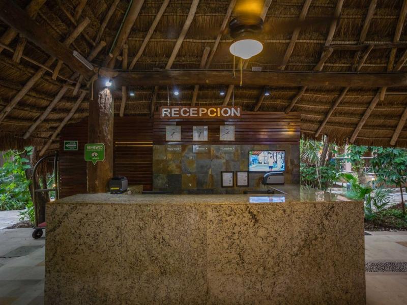 Tukan Hotel & Beach Club