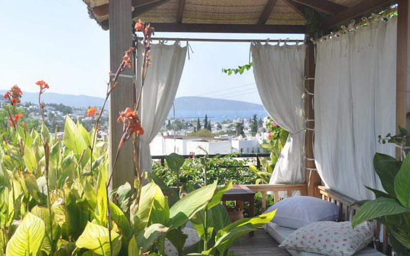 El Vino Hotel & Suites