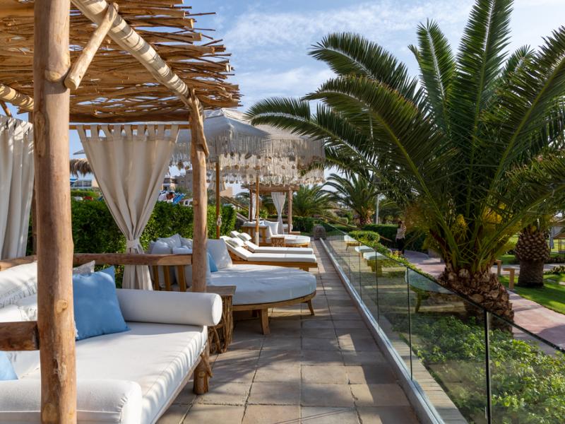 Fort Arabesque West Bay