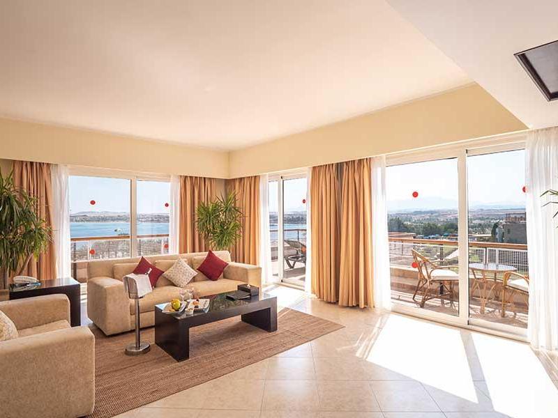 Fort Arabesque Beach Resort 