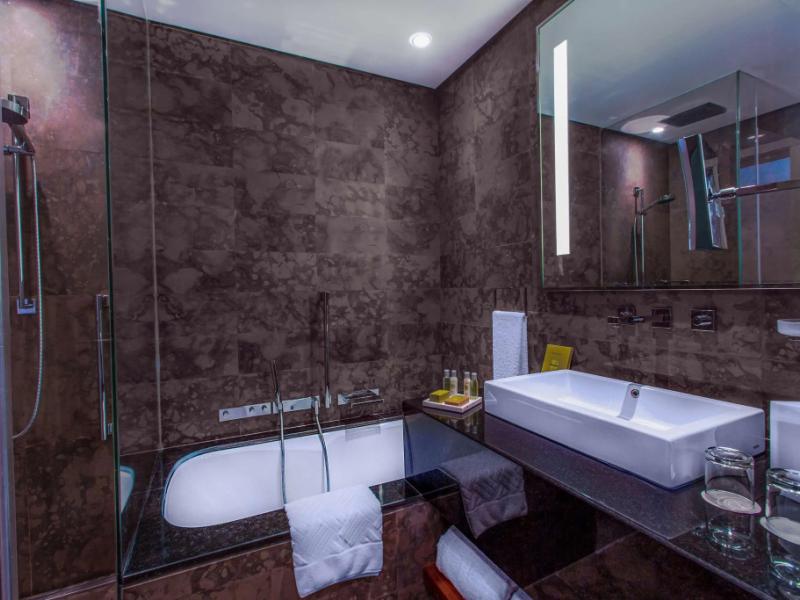 Hilton Riyadh Hotel & Residences