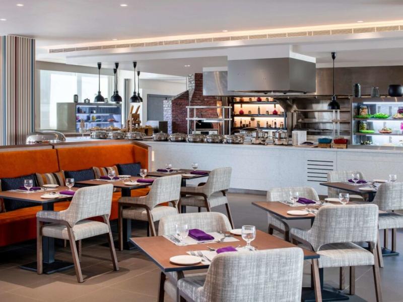 DoubleTree by Hilton Riyadh Financial District Hotel & Suites