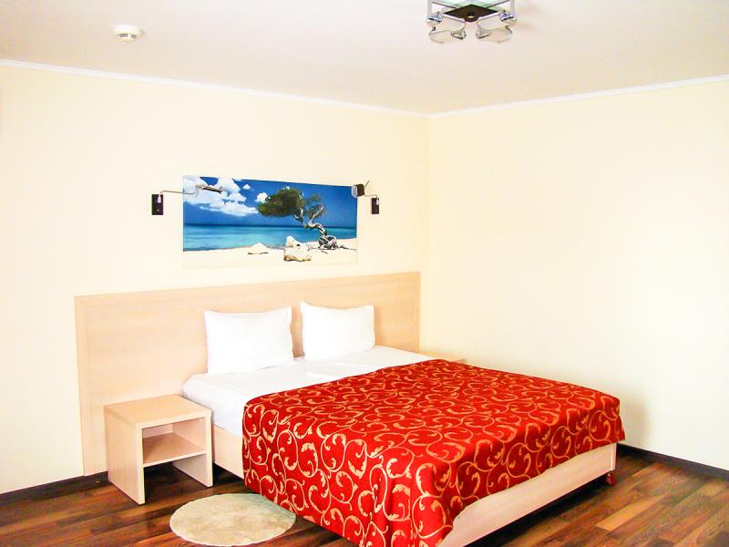 Синее море (Пляхо)