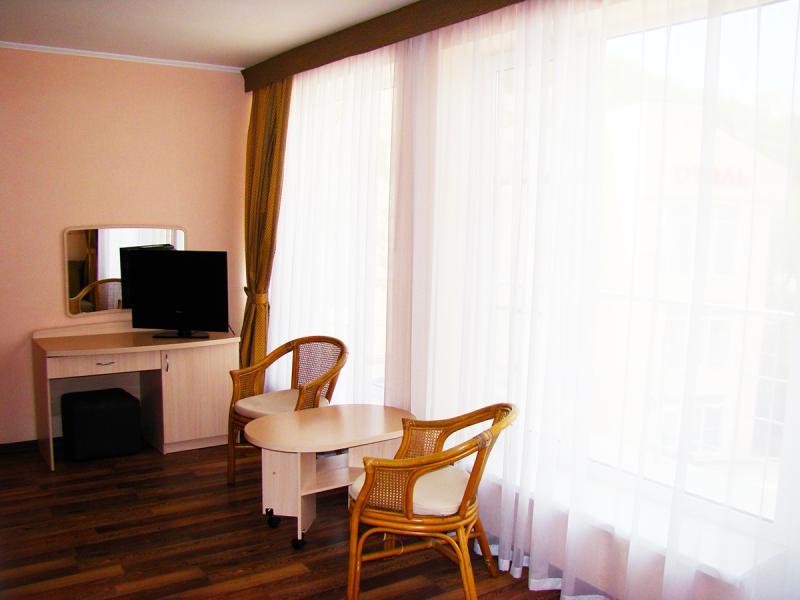 Синее море (Пляхо)