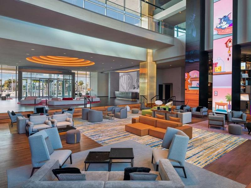 The WB Abu Dhabi, Curio Collection by Hilton