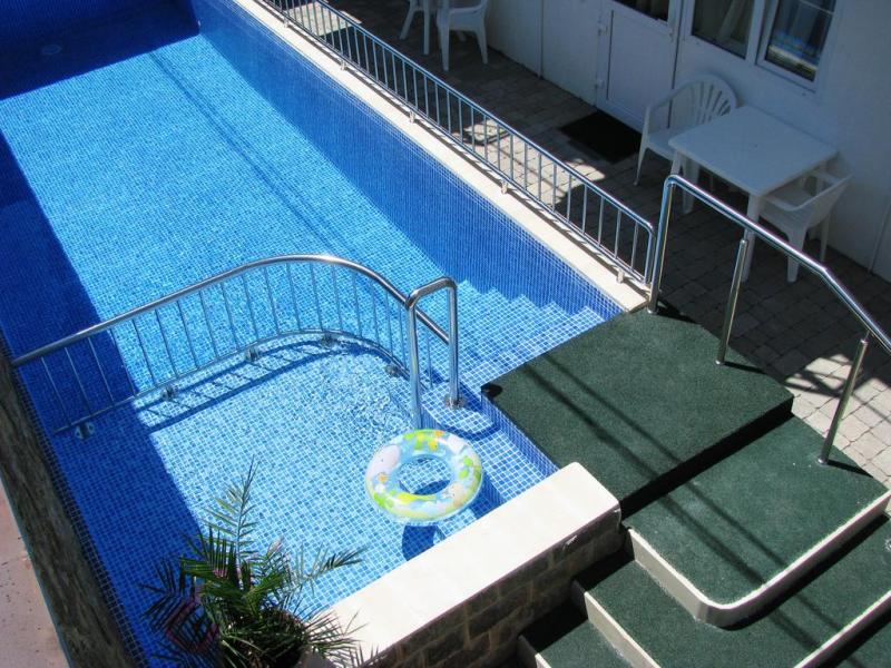 Русь отель (ул. Таврическая)