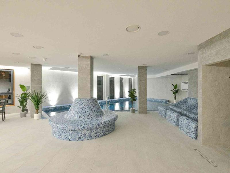 Кристалл Отель & Спа