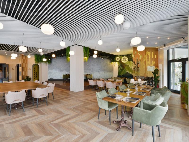 Кристалл Отель & Спа