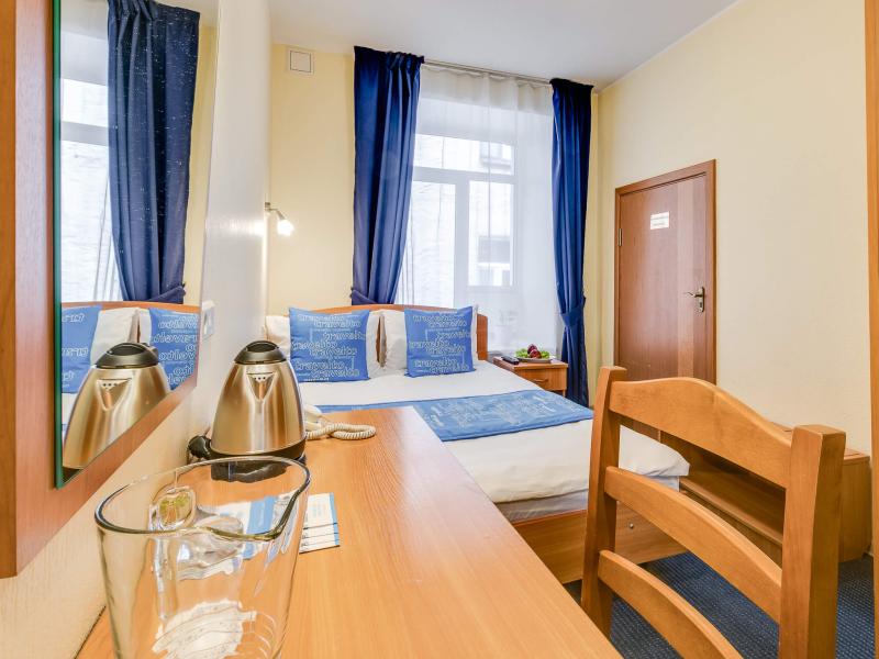 Travelto Nevskiy 90