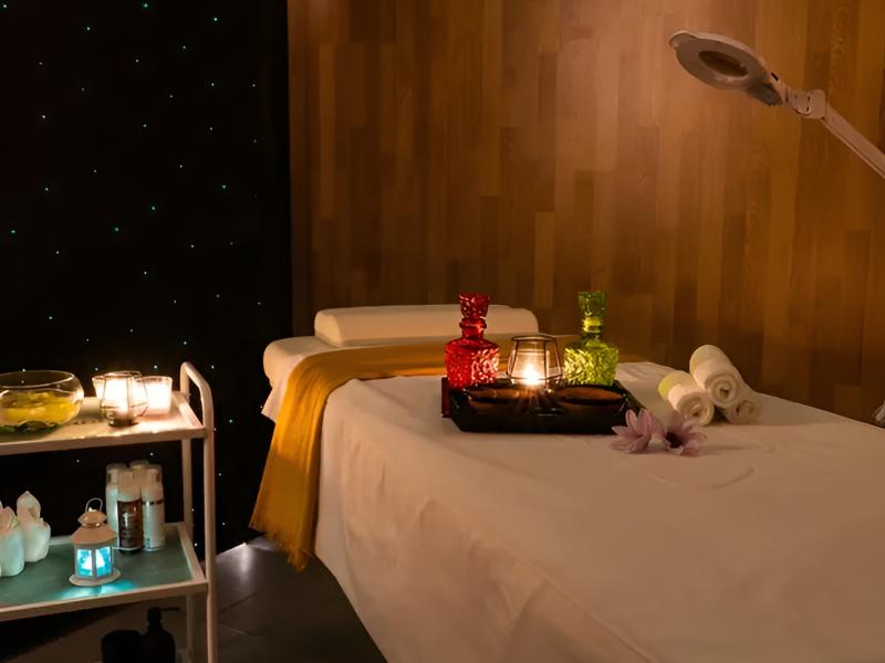 Al Khoory Sky Garden Hotel