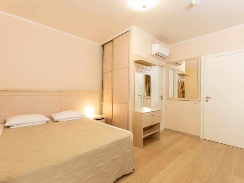 Замок у моря (Головинка)