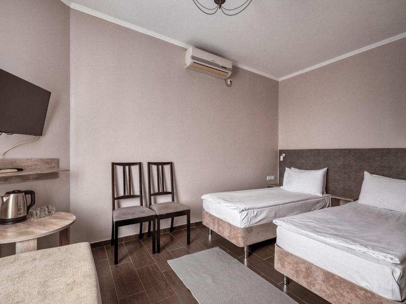 Родос (ул. Южных культур)