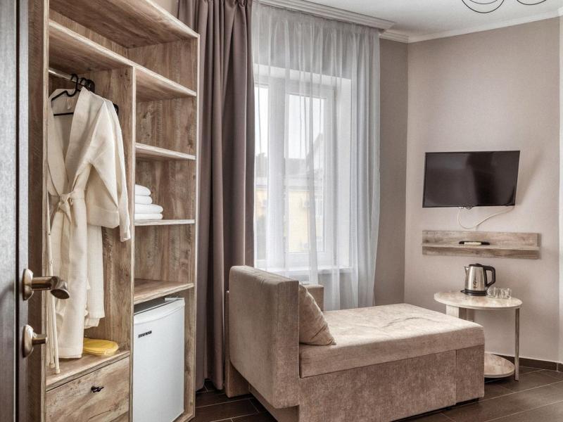 Родос (ул. Южных культур)