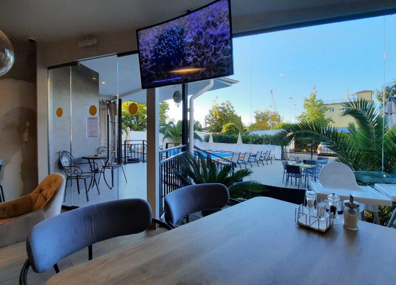 Родос (ул. Южных культур)