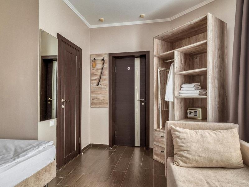 Родос (ул. Южных культур)