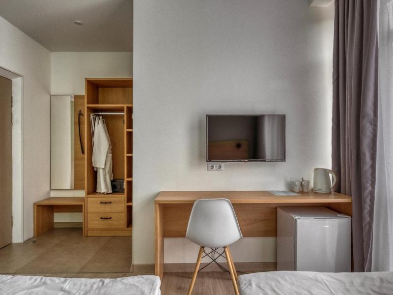 Родос (ул. Южных культур)