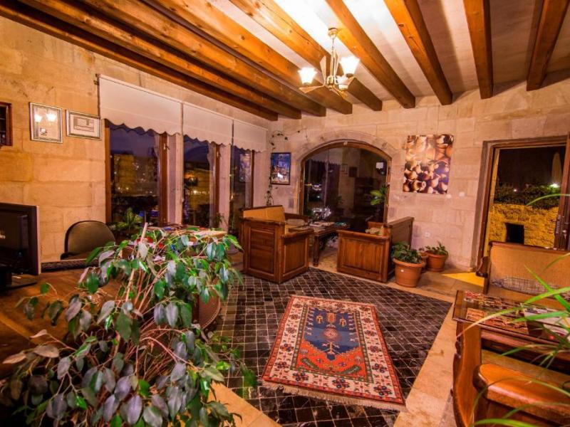 Elegance Cave Suites