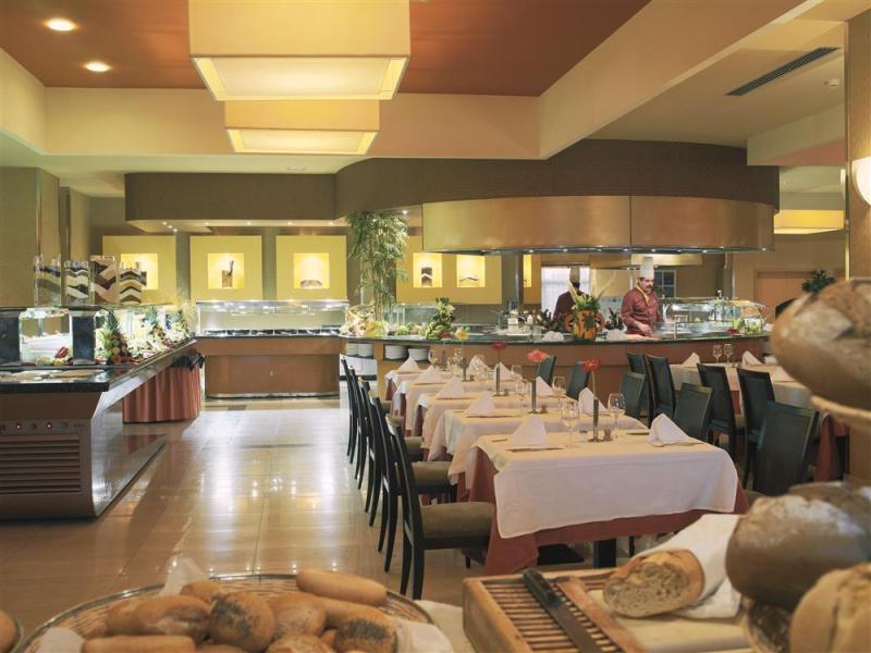 Elba Sara Beach & Golf Resort