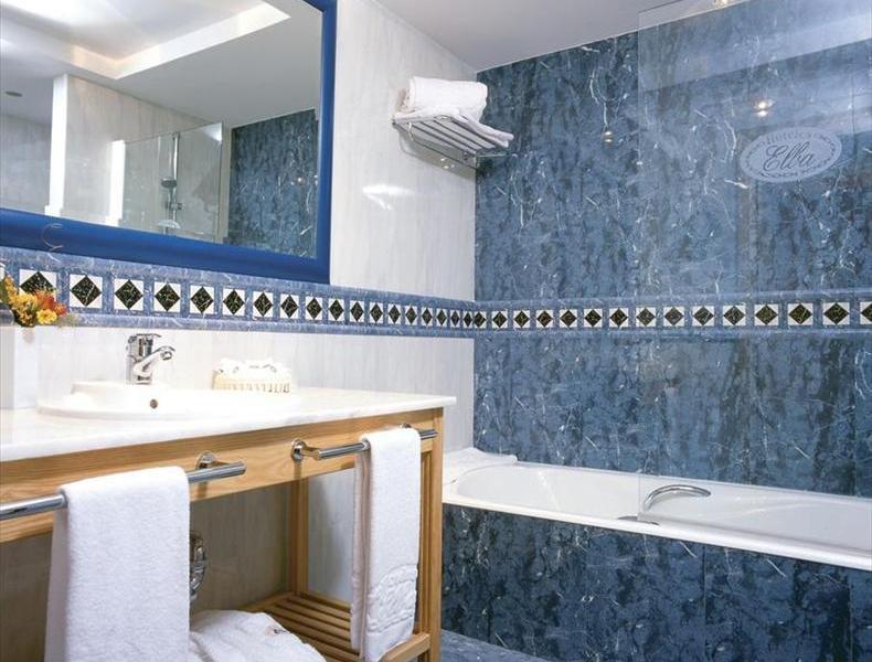 Elba Sara Beach & Golf Resort