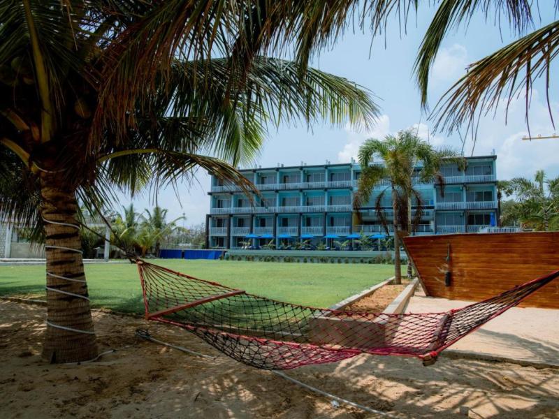 Trincomalee Beach Resort