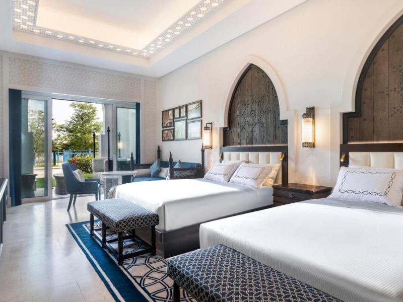 Hilton Salwa Beach Resort & Villas