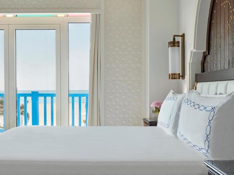 Hilton Salwa Beach Resort & Villas