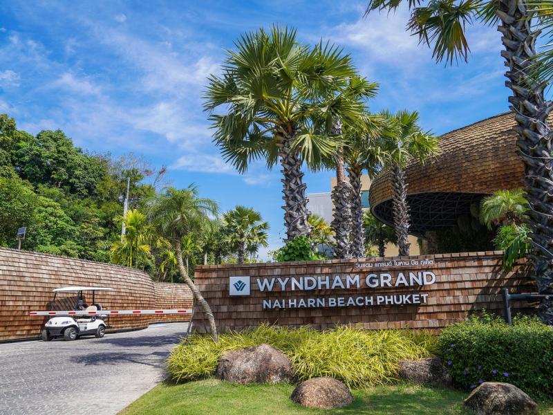 Wyndham Grand Nai Harn Beach Phuket
