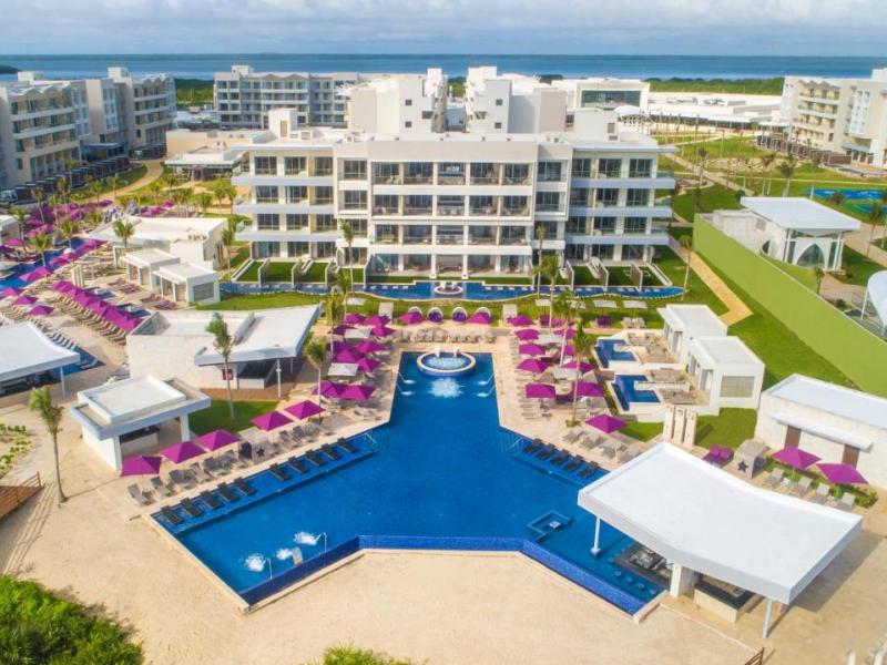 Planet Hollywood Adult Scene Cancun