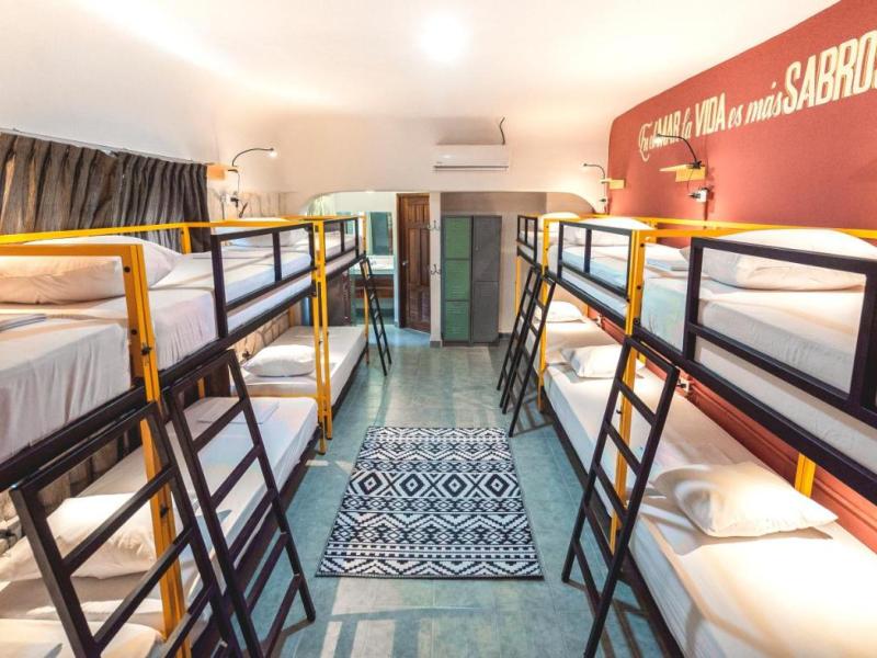 Selina Cancun Downtown Hotel and Hostel