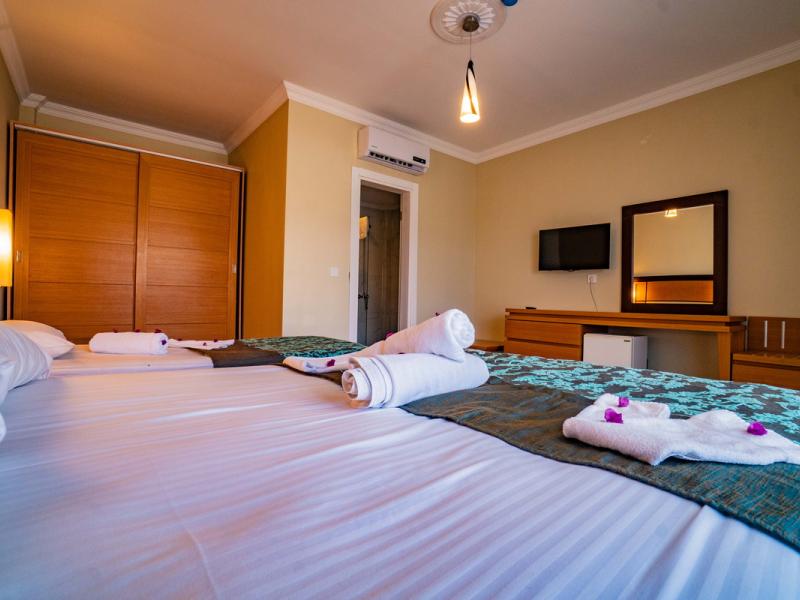 Prenses Sealine Beach Hotel