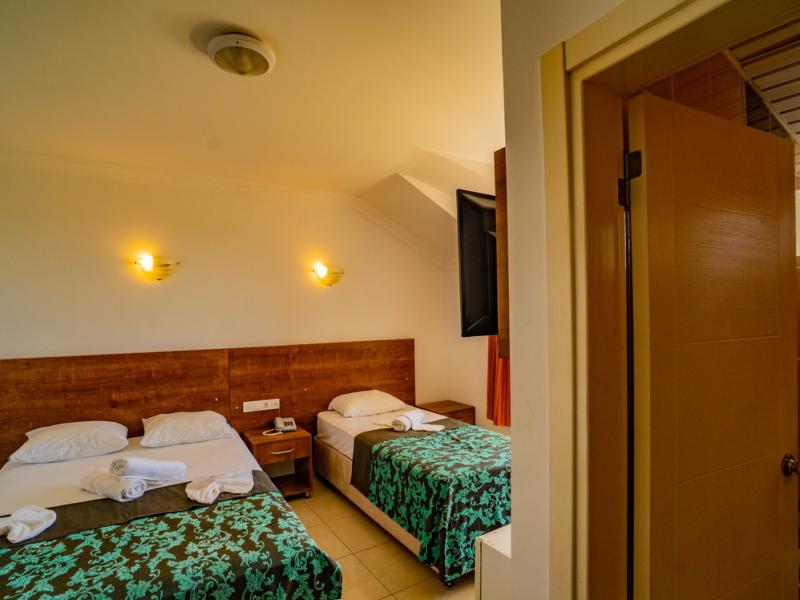 Prenses Sealine Beach Hotel