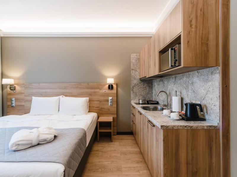 Welton Сlub Hotel & Apartments