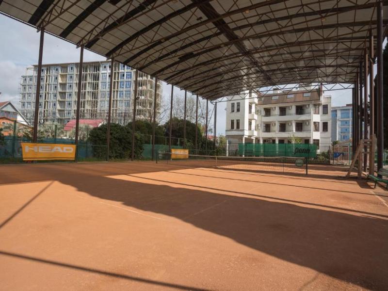 Golden Tennis Club