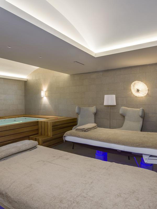 Amira Luxury Resort