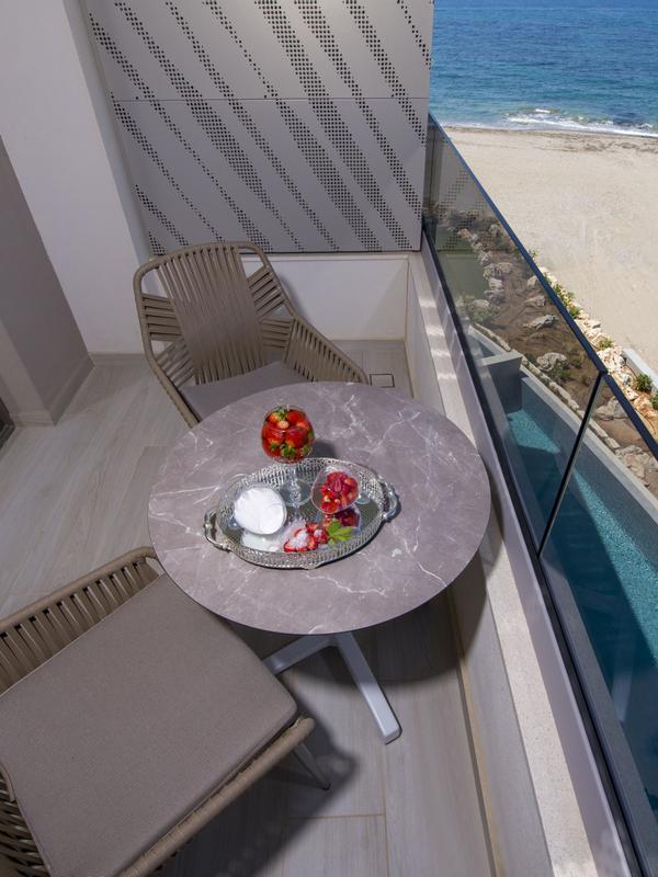 Amira Luxury Resort