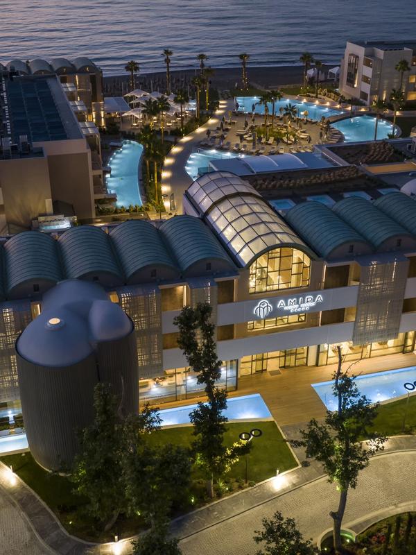 Amira Luxury Resort