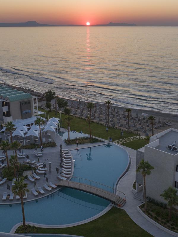 Amira Luxury Resort