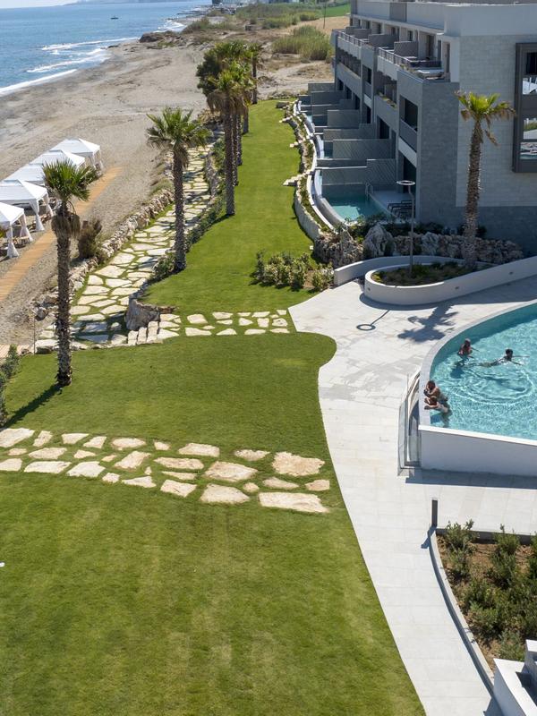 Amira Luxury Resort