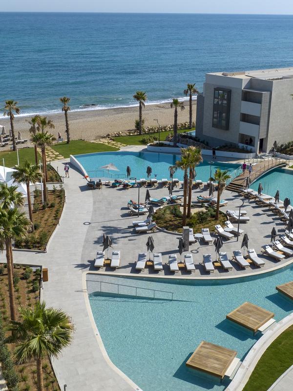 Amira Luxury Resort