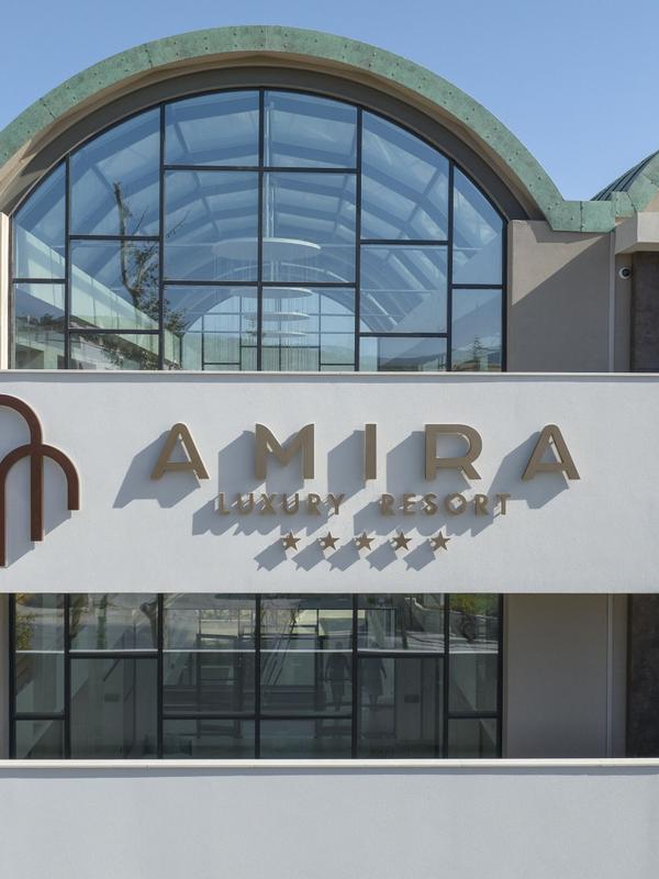 Amira Luxury Resort