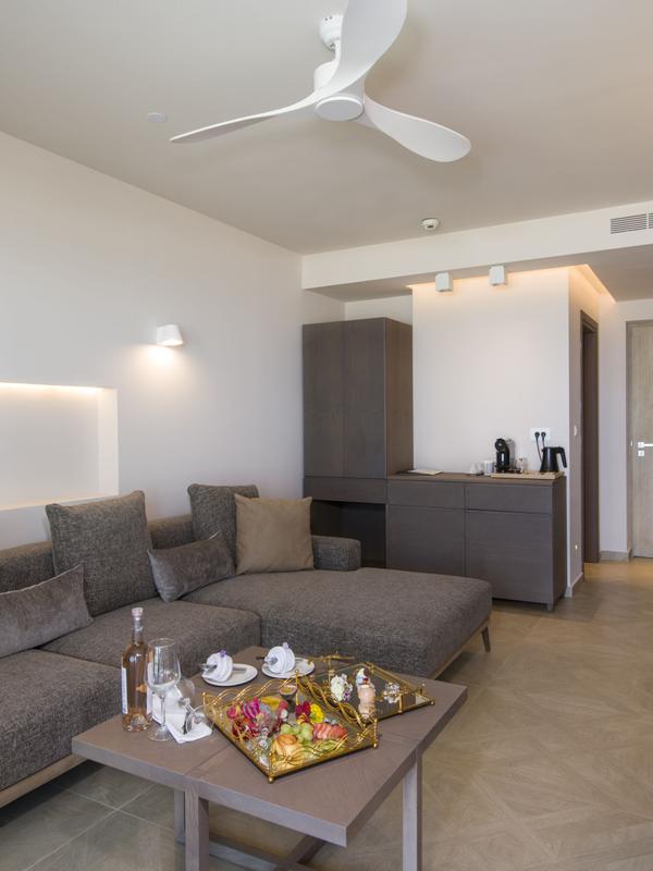 Amira Luxury Resort