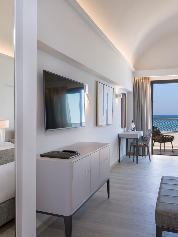 Amira Luxury Resort