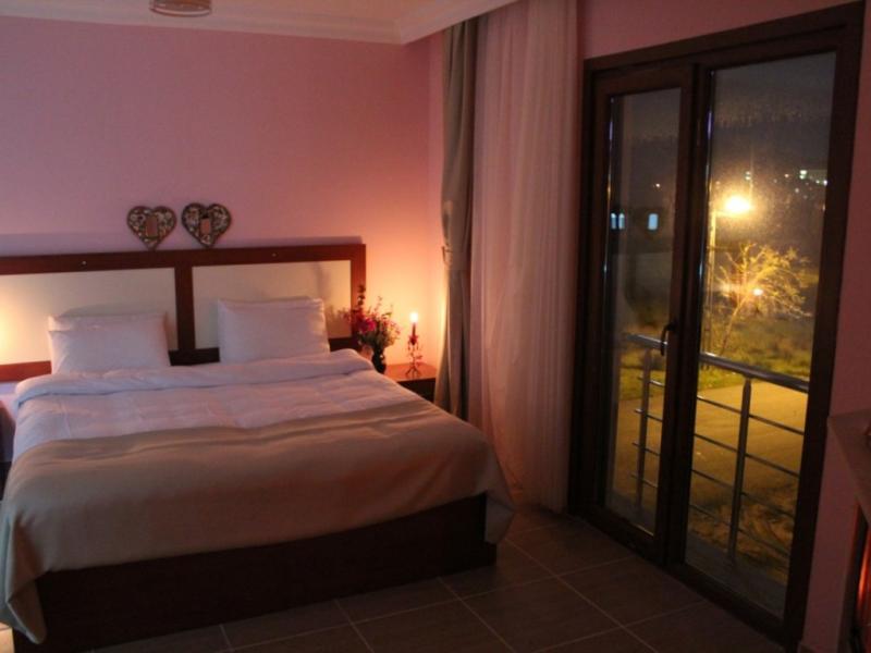 Agva Manolyam Hotel