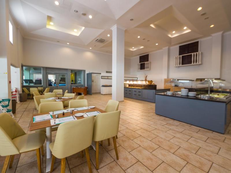 Electra Holiday Village & Water Park