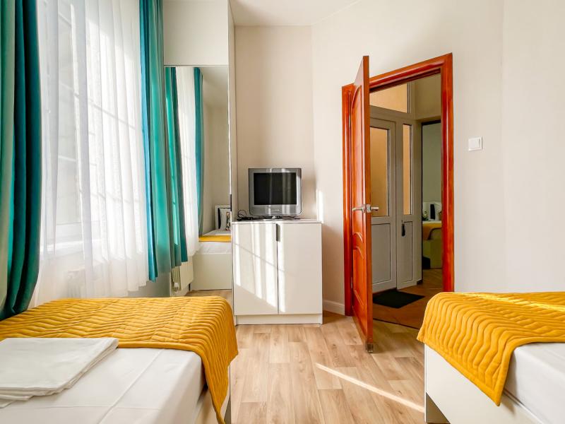 Мини-гостиница Автор